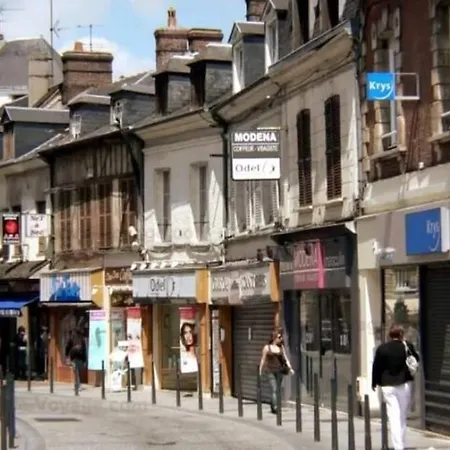 App 4 - T3 Calme Et Spacieux Hyper Centre 5 Min Gare Evreux Exterior photo